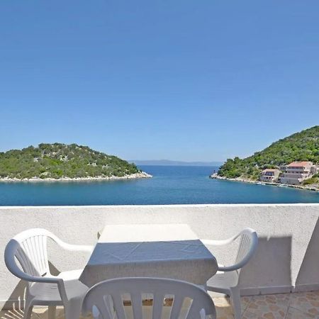 Apartments And Rooms Barbara Lastovo Екстериор снимка