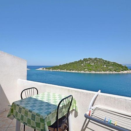 Apartments And Rooms Barbara Lastovo Екстериор снимка