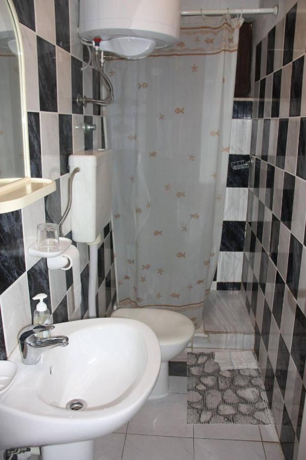 Apartments And Rooms Barbara Lastovo Екстериор снимка