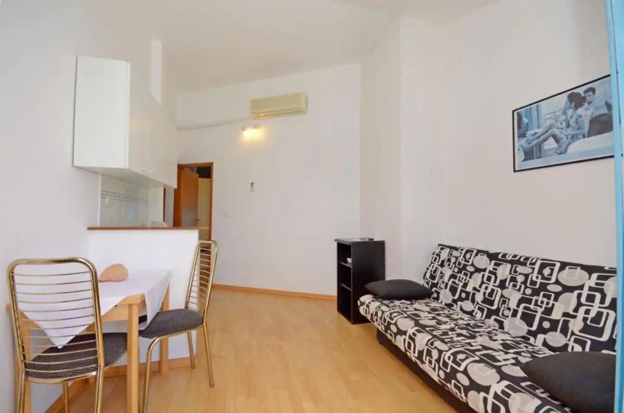 Apartments And Rooms Barbara Lastovo Екстериор снимка