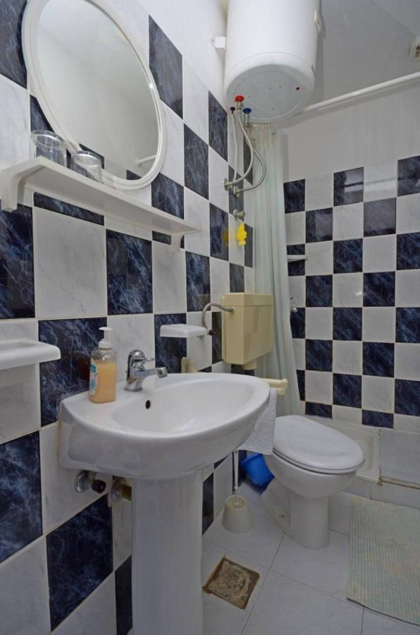 Apartments And Rooms Barbara Lastovo Екстериор снимка