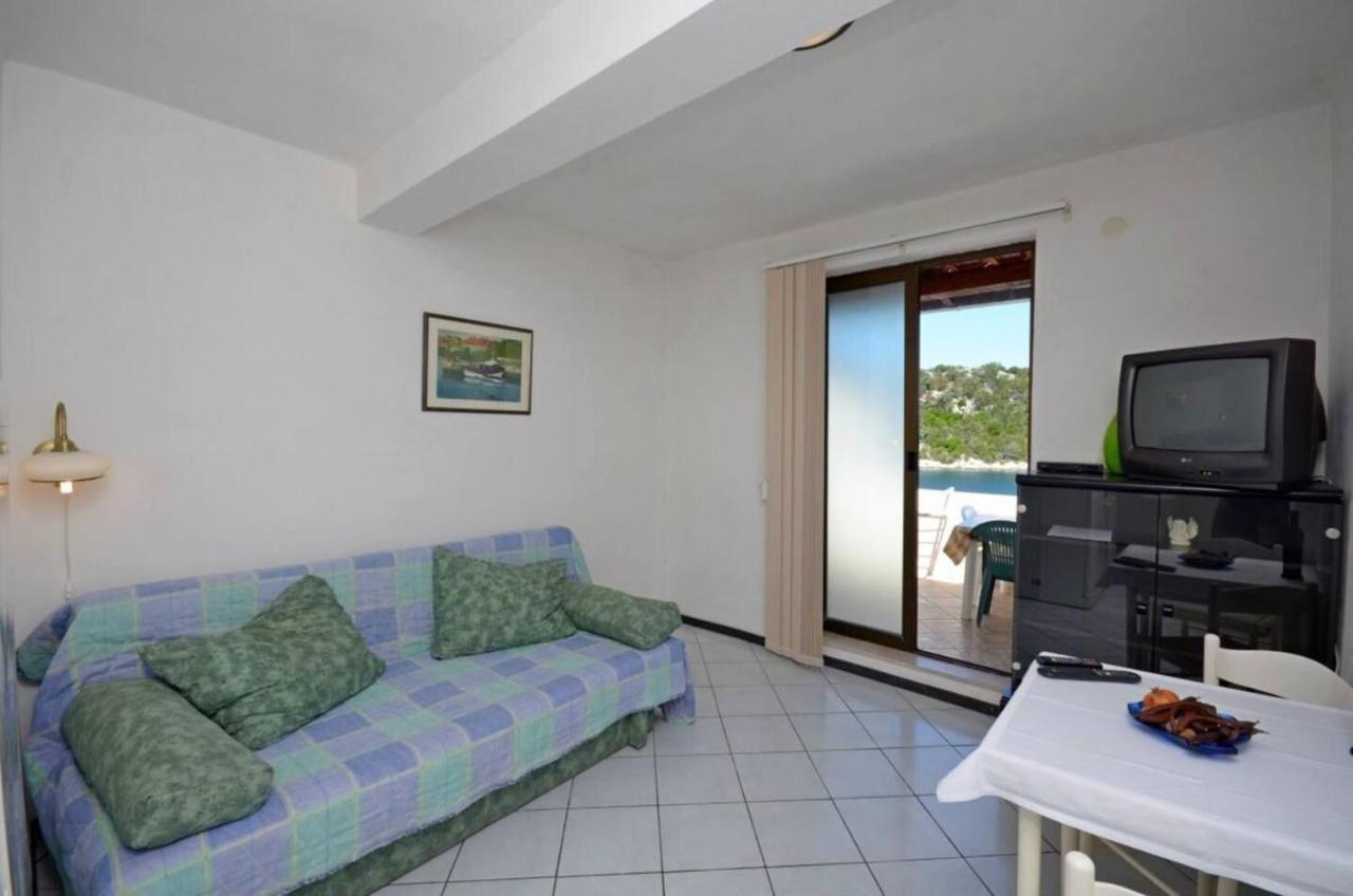 Apartments And Rooms Barbara Lastovo Екстериор снимка