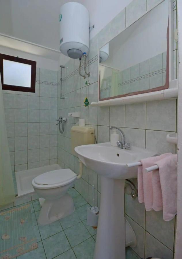 Apartments And Rooms Barbara Lastovo Екстериор снимка