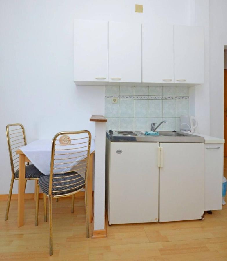 Apartments And Rooms Barbara Lastovo Екстериор снимка